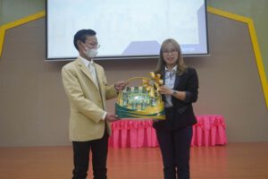 สาขาการจัดการต้อนรับนิสิตใหม่